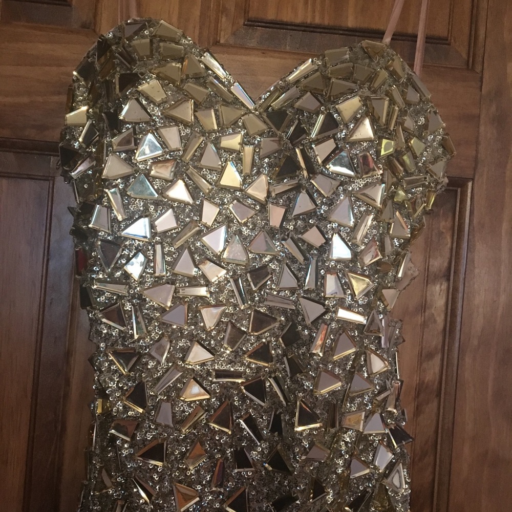 PROM DRESS